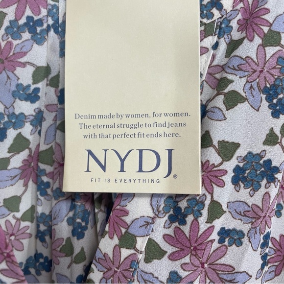 NYDJ Sheer Neutral Pintuck Harlow Blouse With 3/4 Sleeves, Small - Picture 3 of 5